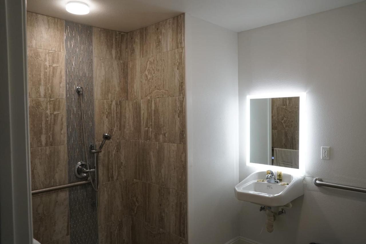 غاردينا Avenue Motel المظهر الخارجي الصورة